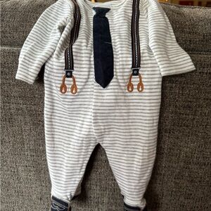 Edgehill Collection Gray and White Striped Footie with Tie & Suspenders newborn